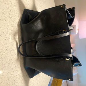 Louis Vuitton On the Go MM